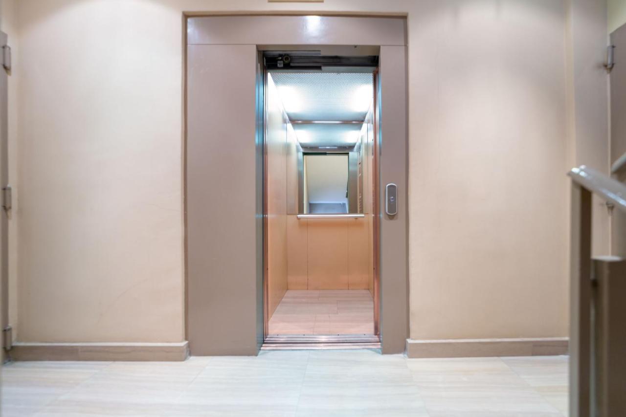 מדריד Apartamentos Gran Via מראה חיצוני תמונה