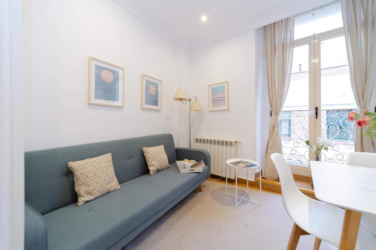 מדריד Apartamentos Gran Via מראה חיצוני תמונה